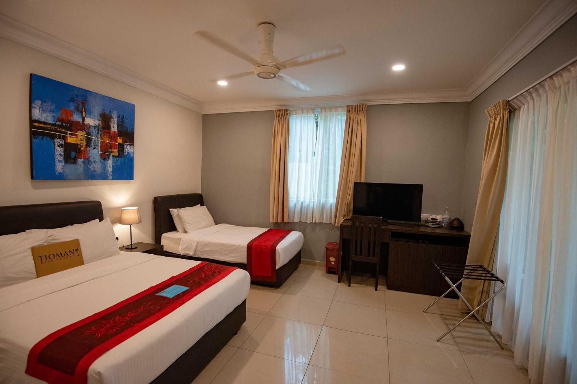 Tioman Dive Resort Kampong Ayer Batang Room photo