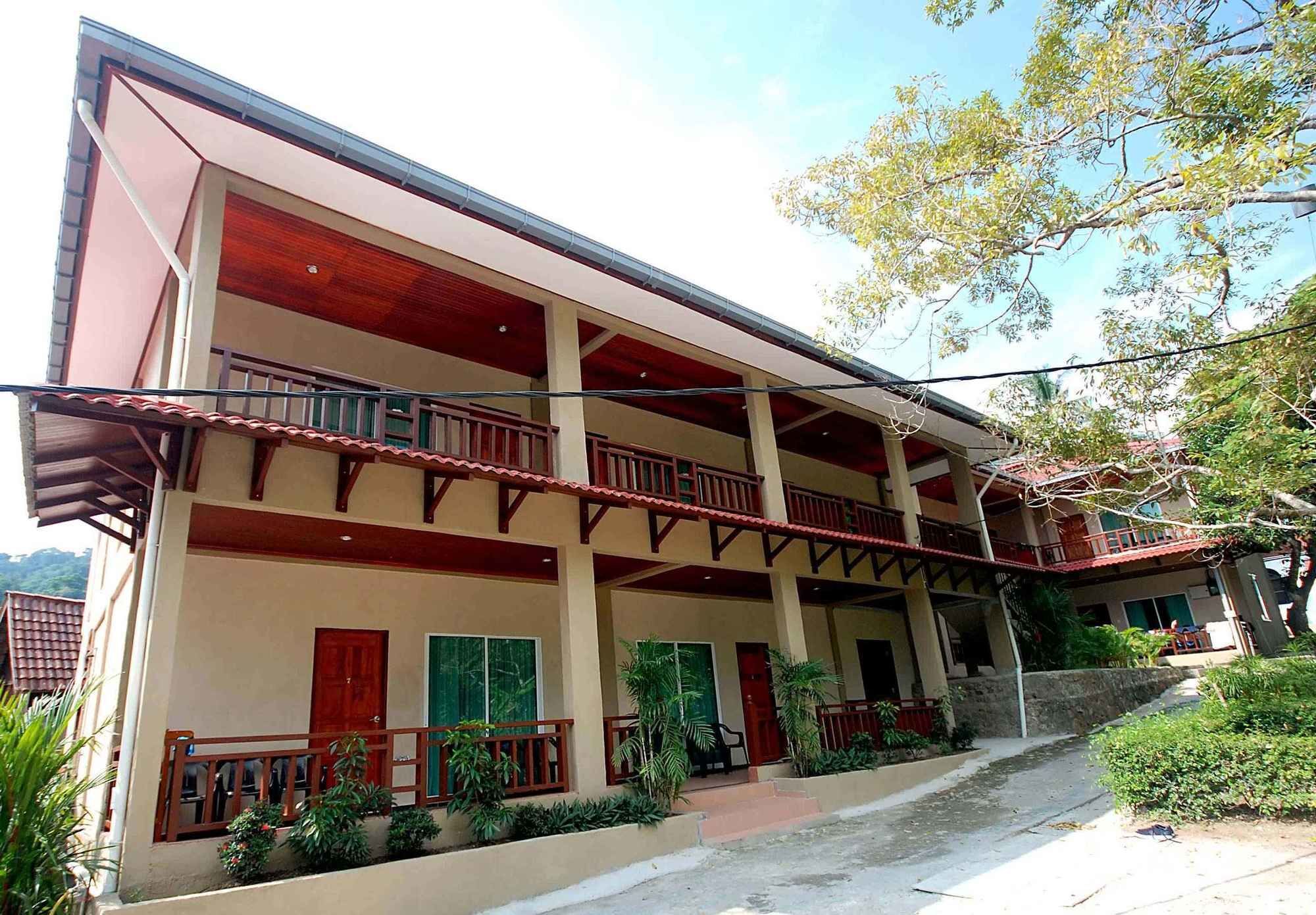 Tioman Dive Resort Kampong Ayer Batang Exterior photo